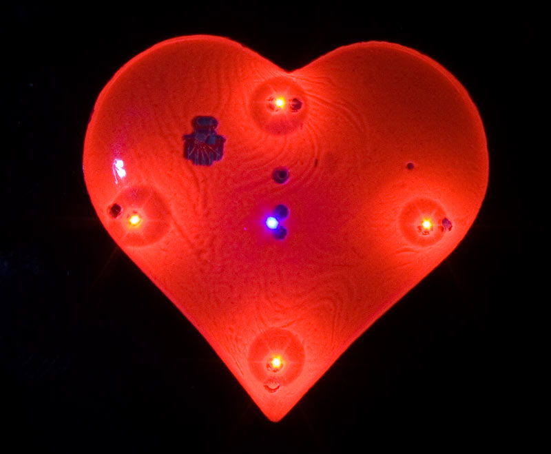 LED Novelty Heart Badge (Flashing) Red – Firewater Light